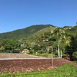 Casa No Centro Da Ilhabela - Vila - Sp